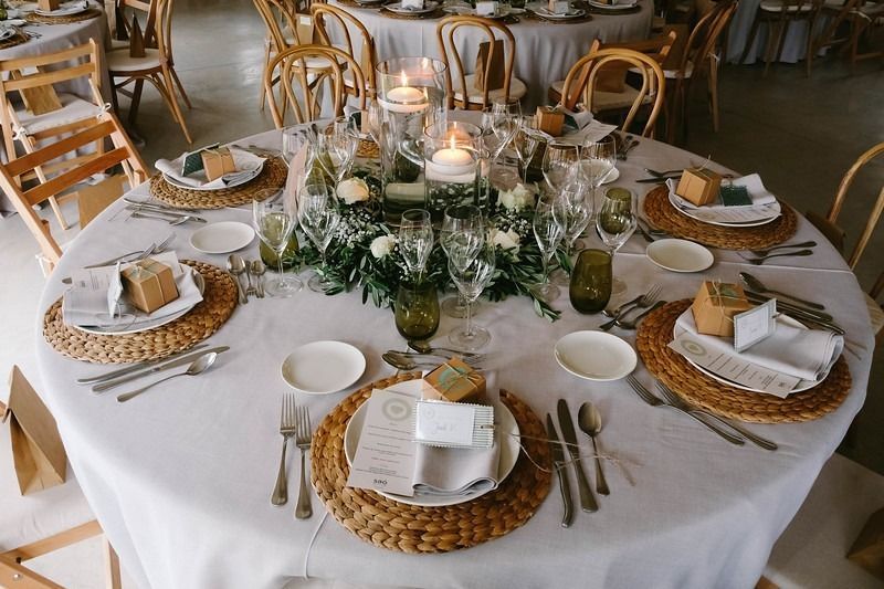 Parament, decoració i flors de taula per al casament. Foto: Elm Murcia. Saó càtering.