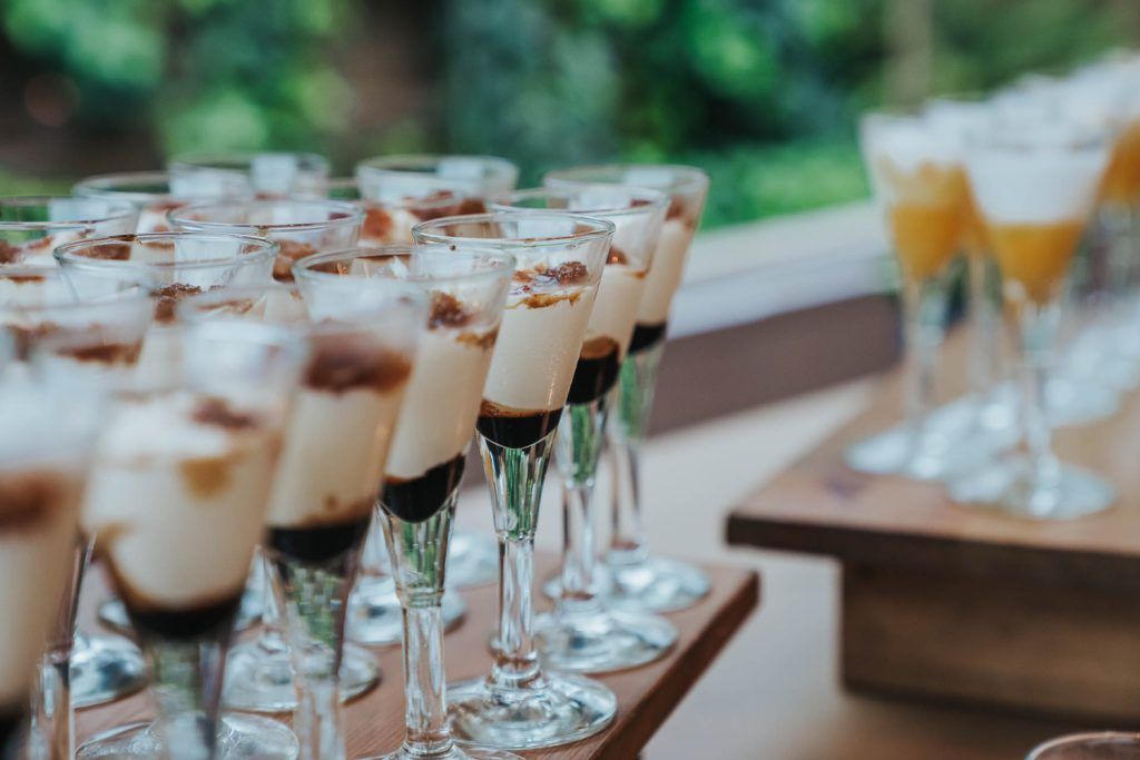 Còctel Saó com a aperitiu al càtering del casament. Foto d'Irene Serrat.