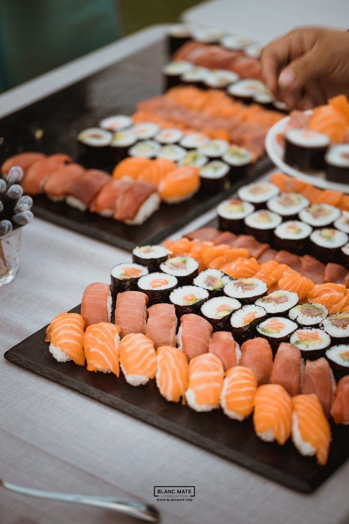 Bufet de sushi del càtering del casament. Foto de Balanc Mate. Saó.