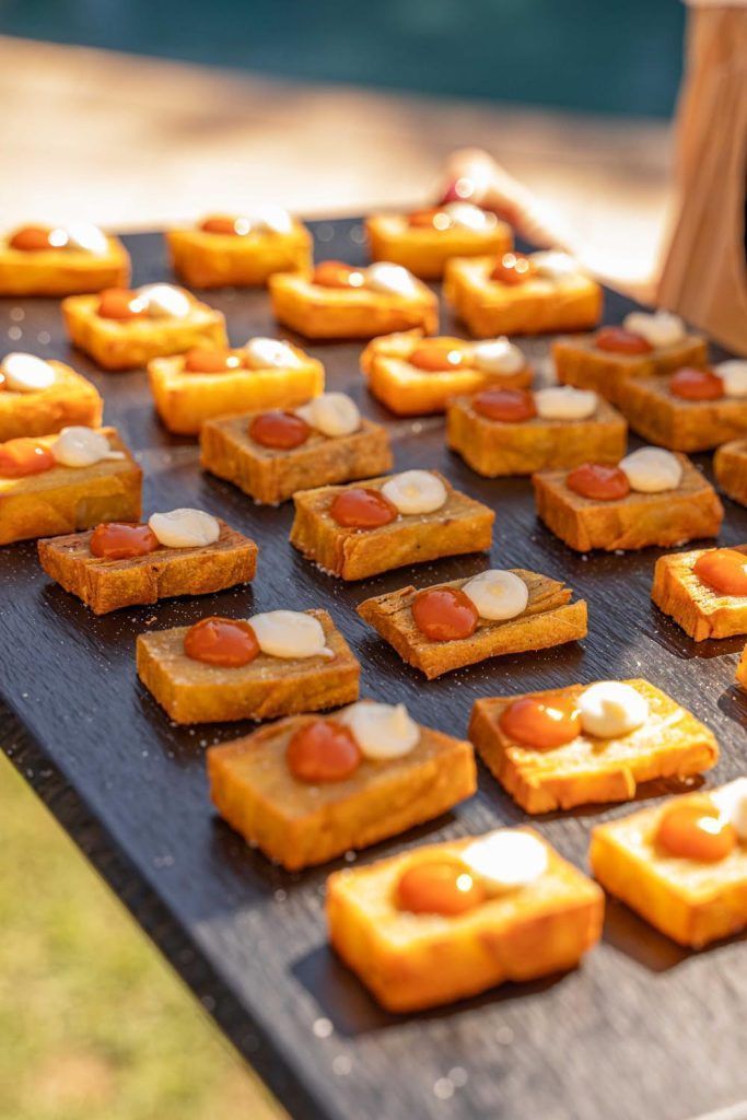 Aperitiu del càtering de Saó per al casament. Foto: Oliva Fotògraf.